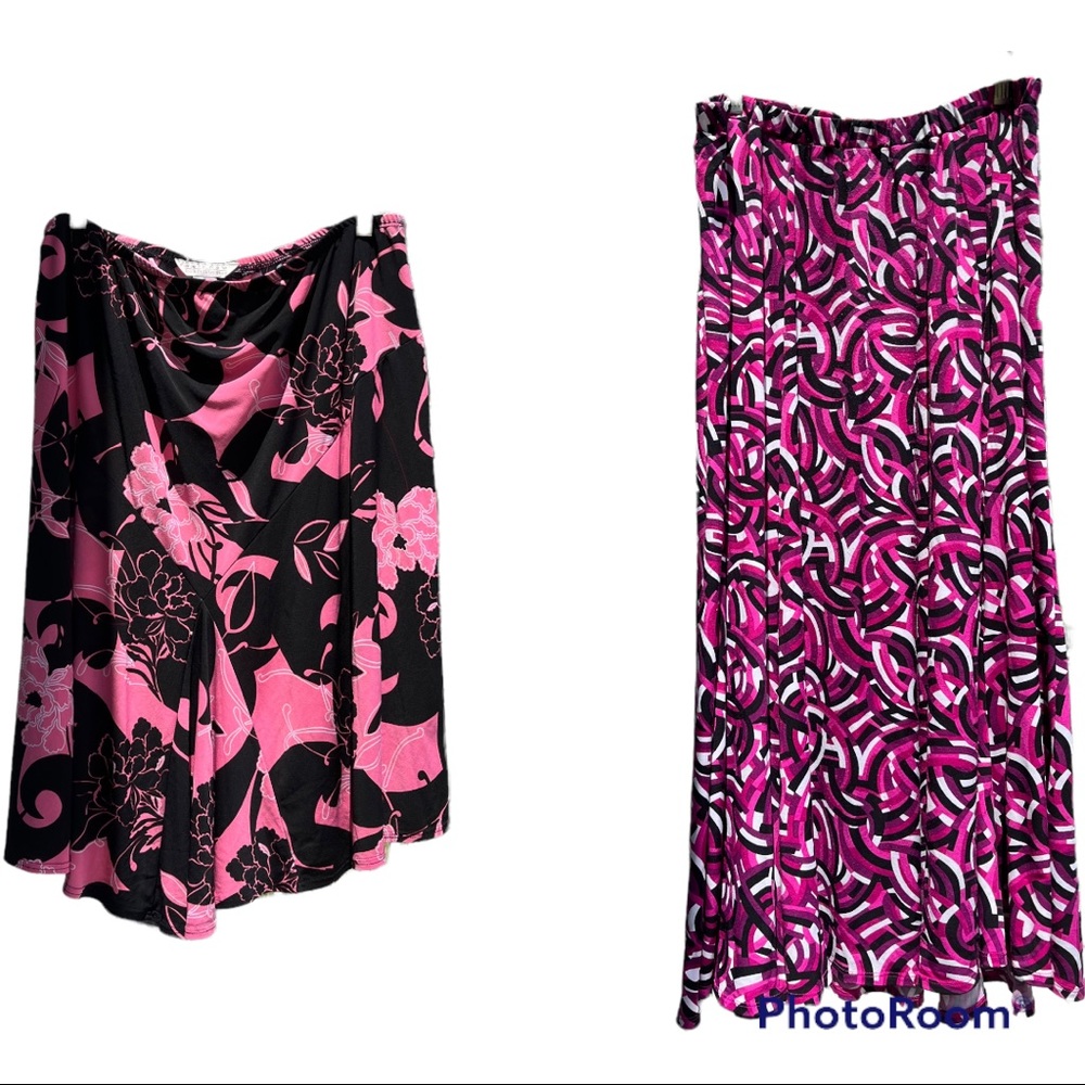 5 for $15, Bundle of 2 Womens Skirts, sz XL & XXL